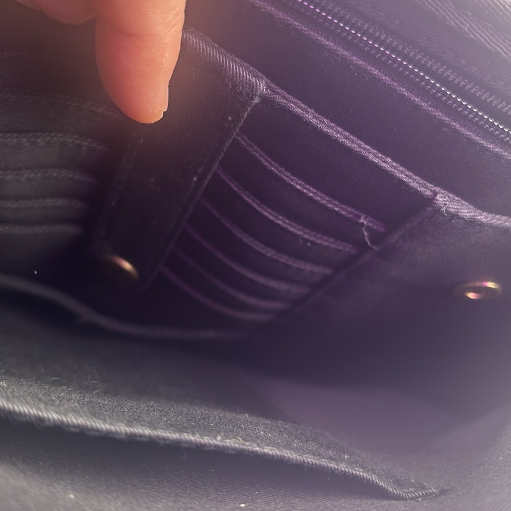 Liz Claiborne Black Leather Purse - Picture 5 of 8